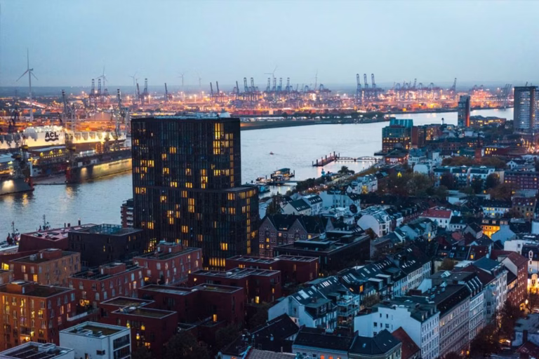 Ameropa-Empire-Riverside-Hamburg-1